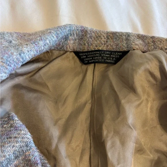 Women's Classic Gray Blazer - Picture 10 of 10